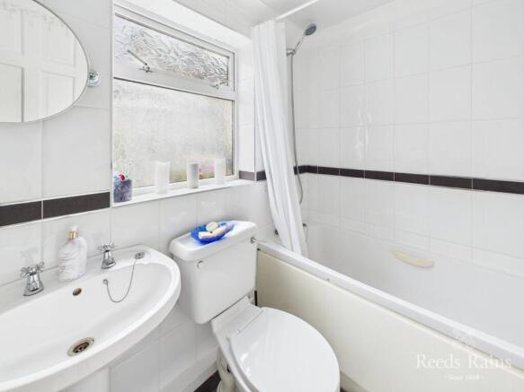 3 bed Terraced for sale Image 12