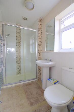 EN SUITE