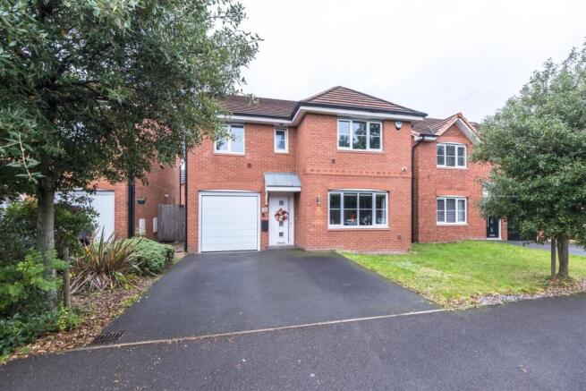 4-bed detached on Foxglove Way, Rudheath, Northwich, £415,000