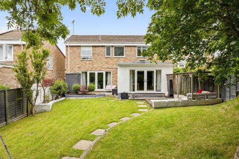 Hartlebury Way,Charlton Kings,Cheltenham,GL52 6YB