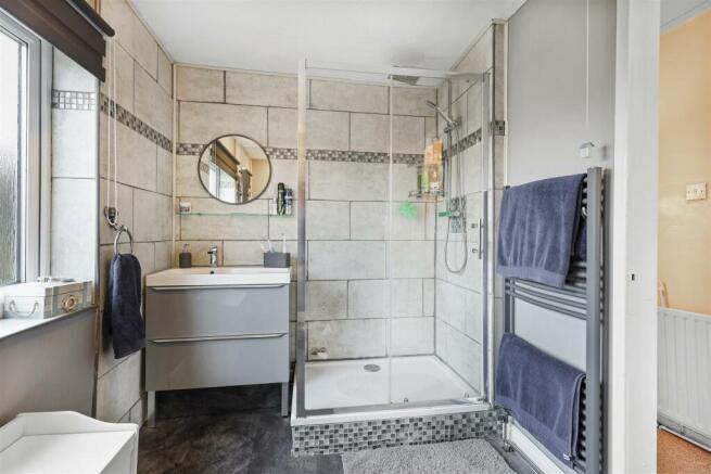 Shower Room.2.jpg