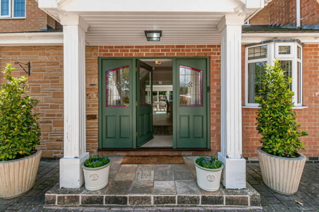4 bed Detached for sale Image 4