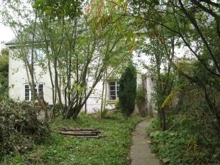 Front b