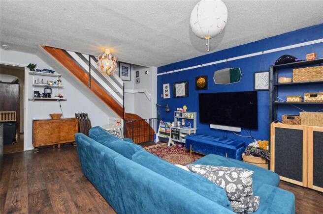 2 bed Semi-Detached for sale Image 6