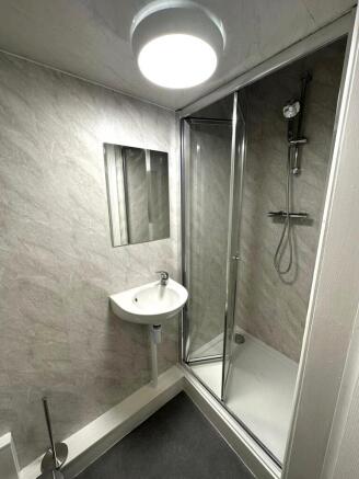 1 bed Not Specified to rent Image 5
