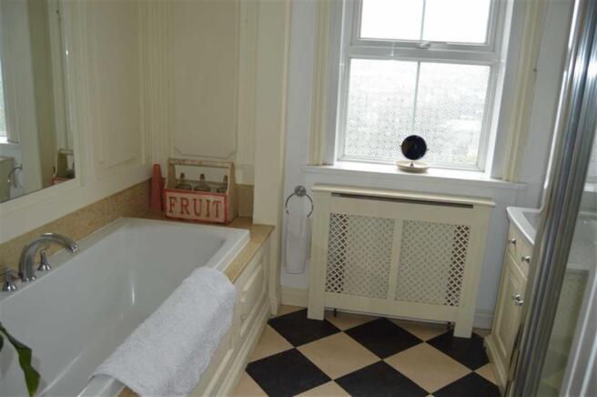 Family bathroom