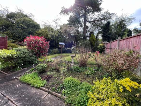 Rear Garden 2.jpg