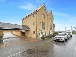 14, Laurence Byrne Avenue, Colchester CO3 0AX