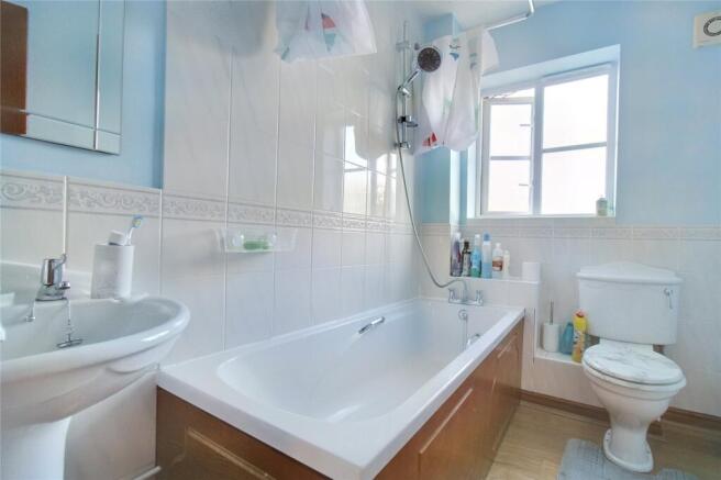 Shearwood Road, Peatmoor, Swindon, SN5 photo 4