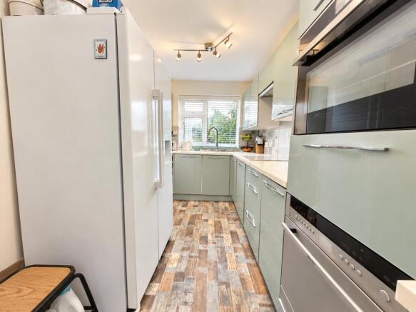 Arrowe Avenue, Moreton, Wirral, CH46 photo 4
