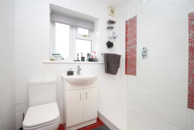 Shower Room.JPG