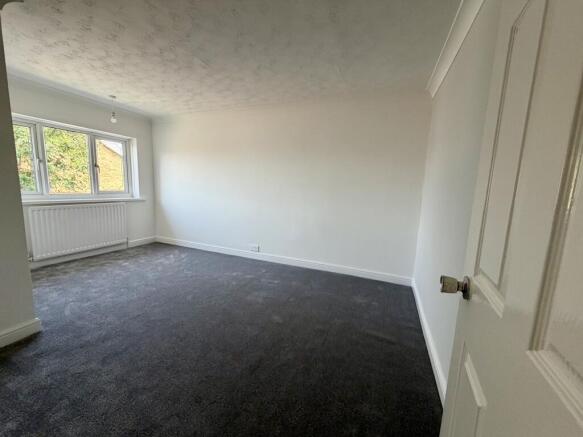 3 bed Terraced for sale Image 4