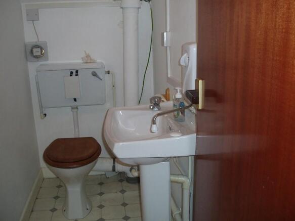 Cloakroom/W.C.