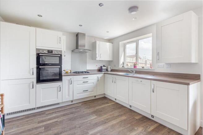 Kitchen-2 7.jpg