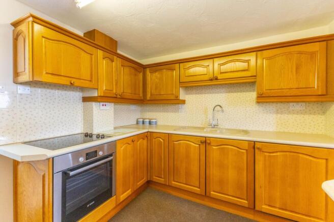 2 bed Terraced for sale Image 5