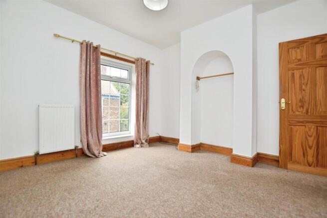 2 bed Terraced for sale Image 12