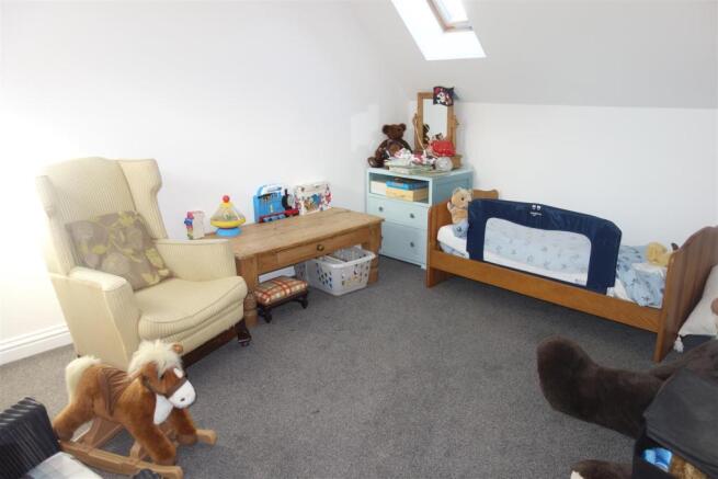 Bedroom4.JPG
