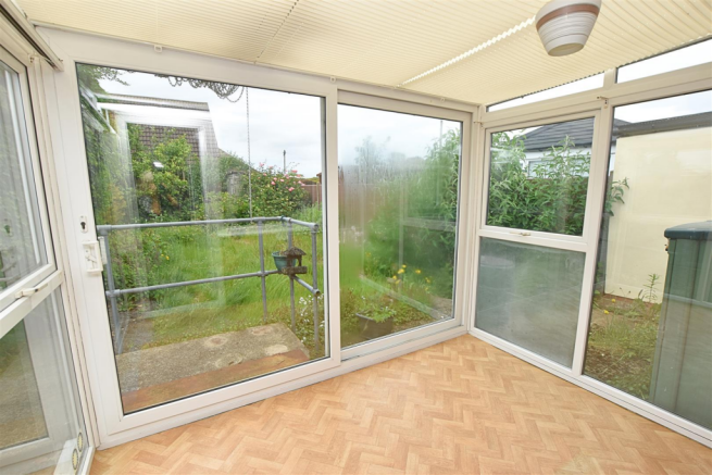 Windermere Avenue, Scartho, Grimsby photo 4