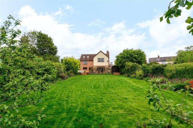 Garden/Rear