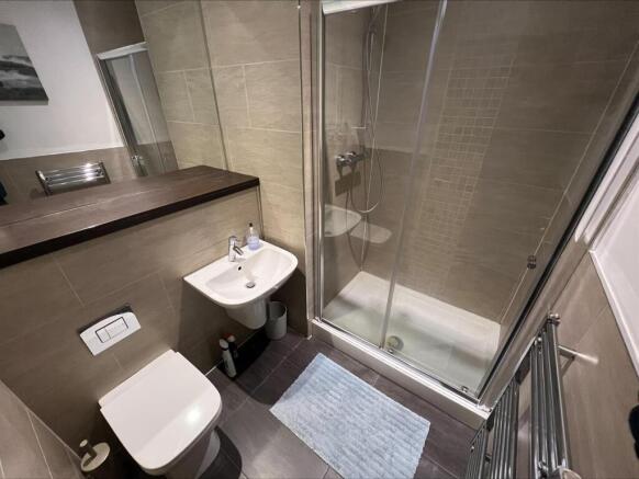 1 bed Apartment to rent Image 9