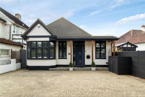Clatterfield Gardens, Westcliff-on-Sea, Essex, SS0