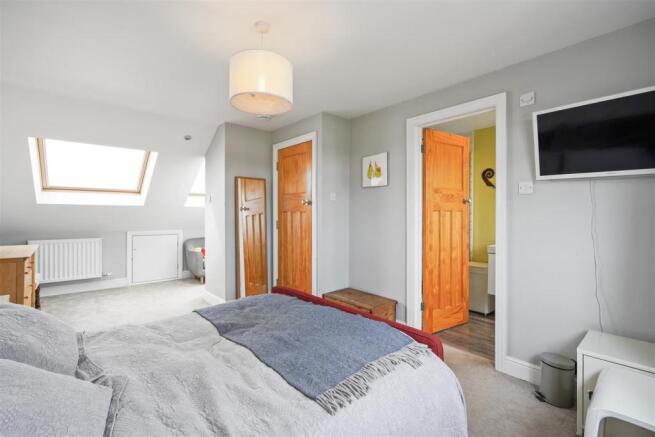 Well Designed Master Suite