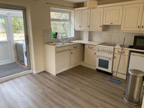 5 seton kitchen.jpg