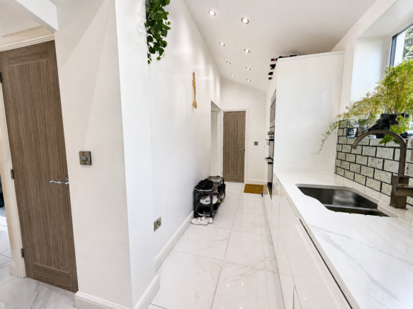 3 bed End of Terrace for sale Image 6