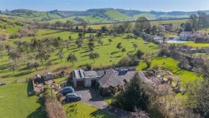 Castle Mead, Church Hill, Sutton Montis, Yeovil BA22 7HE