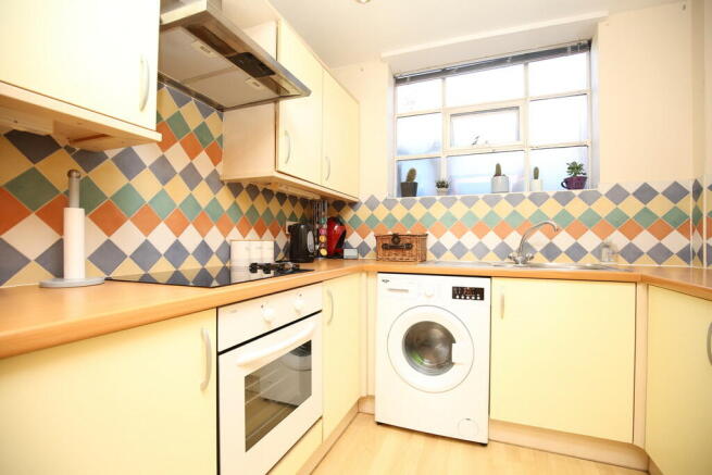 Photo 6