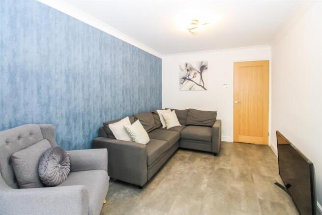 4 bed Detached for sale Image 6