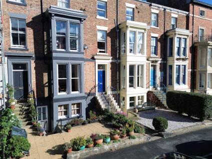 Flat 2, 4 Abbey Terrace