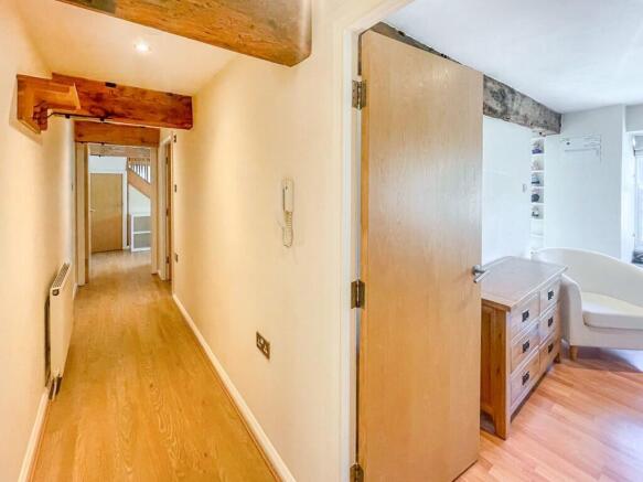 3 bed Maisonette for sale Image 7