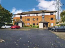 11, Sycamore Court, Morgan Drive, Horns Cross, Greenhithe DA9 9DT