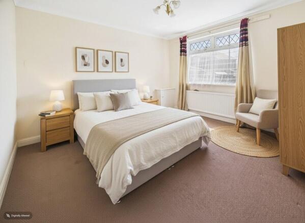 2 bed Semi-Detached Bungalow for sale Image 10