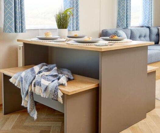 Carnaby Breakaway Dining Area At Hoburne Bashley