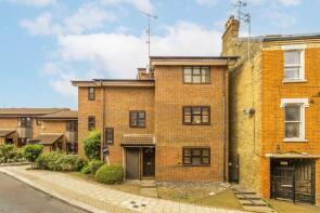 Flat 2, Garrick Court, Theatre Street, London SW11 5ND