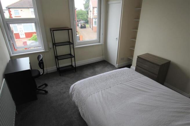 5 bed Terraced to rent Image 10