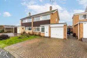 19, Long Mynd Avenue, Up Hatherley, Cheltenham GL51 3QW