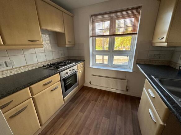 5 Magnolia Drive, Walsall, West Midlands, WS5 4SP photo 4