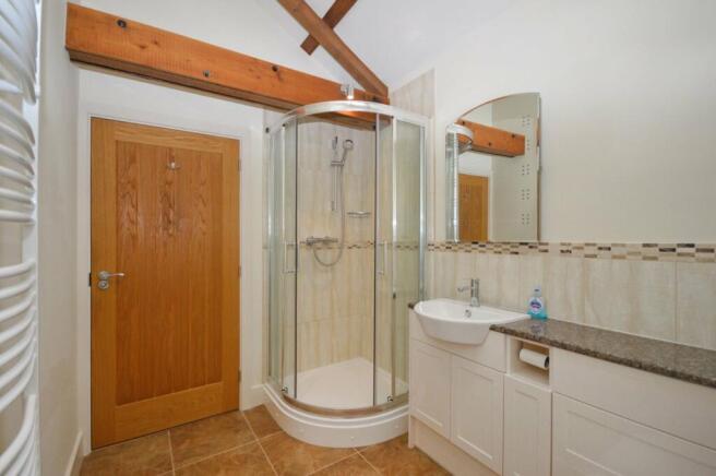 Bath/Shower Room