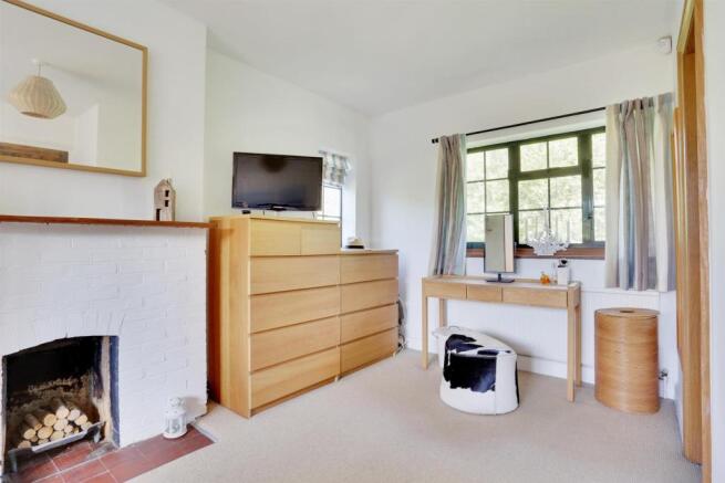 Master Bedroom Dressing Area.jpg