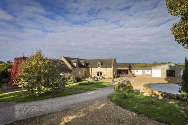 Exterior/Barns