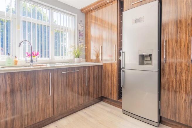 Hawkshead Road, Shaw, Oldham, Greater Manchester, OL2 photo 4