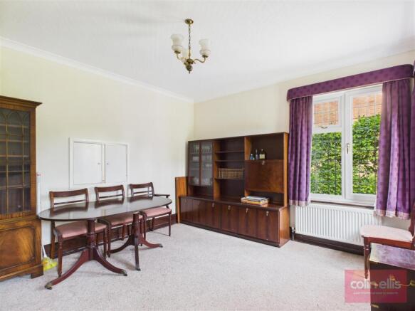 4 bed Detached for sale Image 7