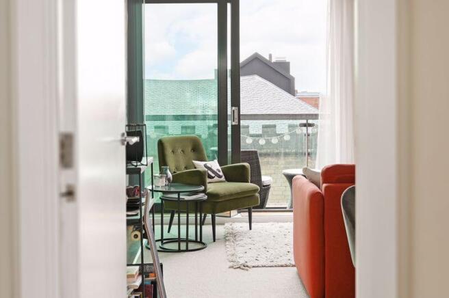 Lounge/ balcony