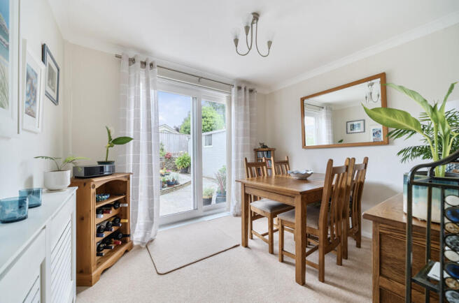 1306387-1-684834f...