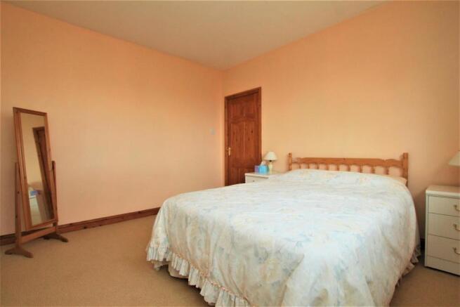 27A Rydal Road bed 1a.JPG
