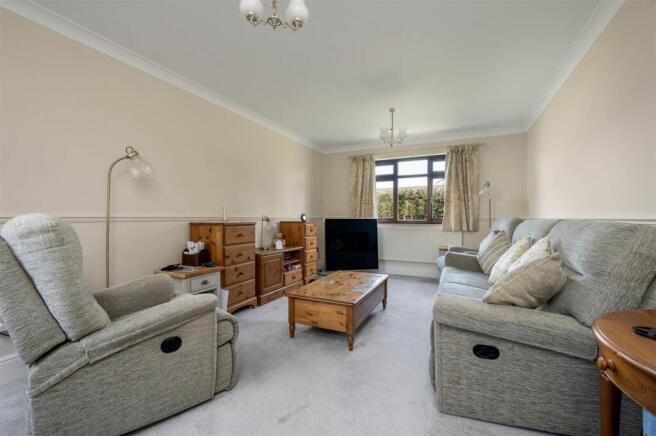 Grays Court, Farndon, Newark photo 5