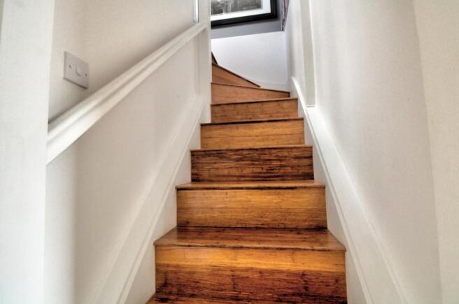 Attractive turning staircase